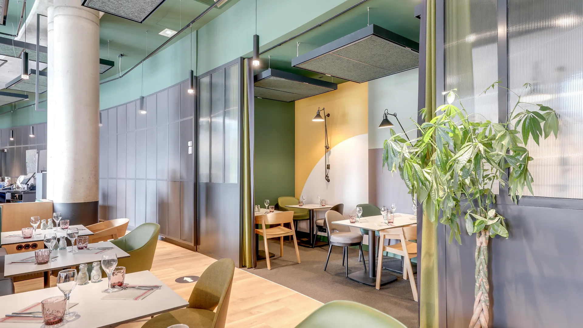 Novotel Gare De Lyon מלון 4*