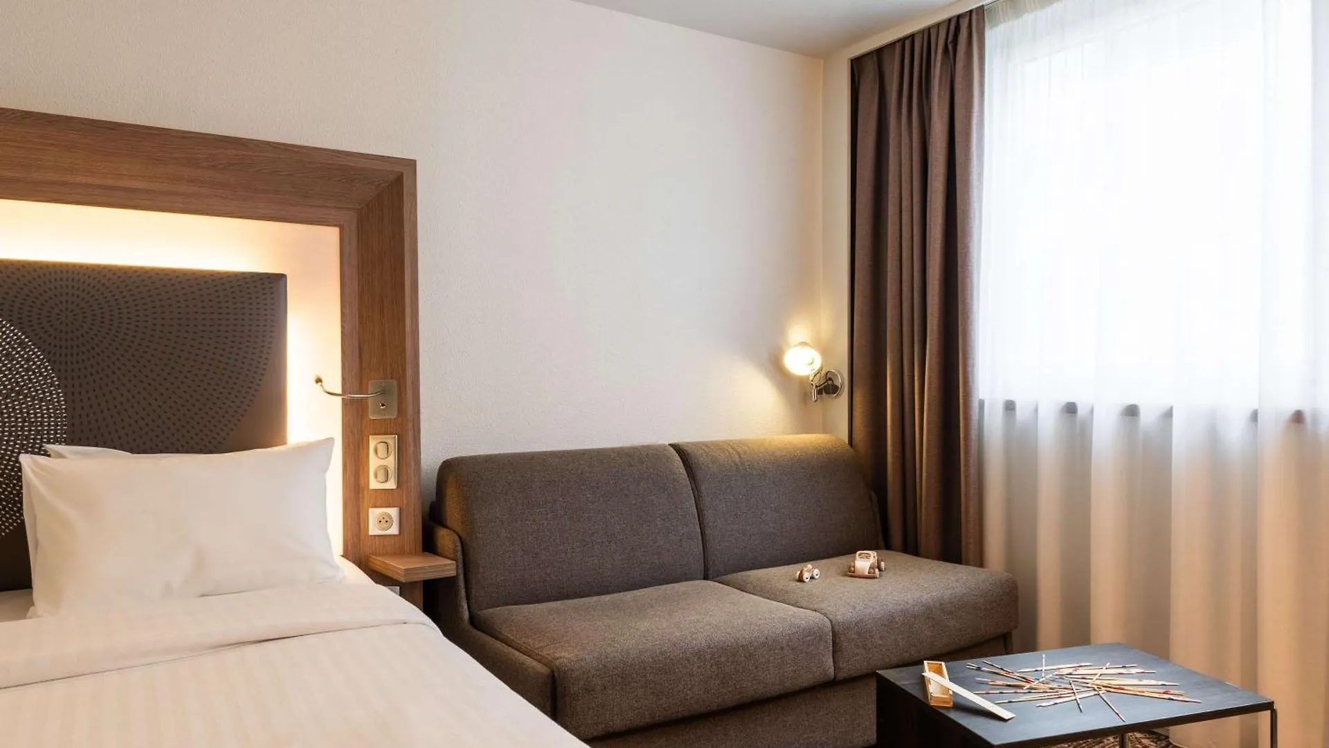 Novotel Gare De Lyon 4* פריז