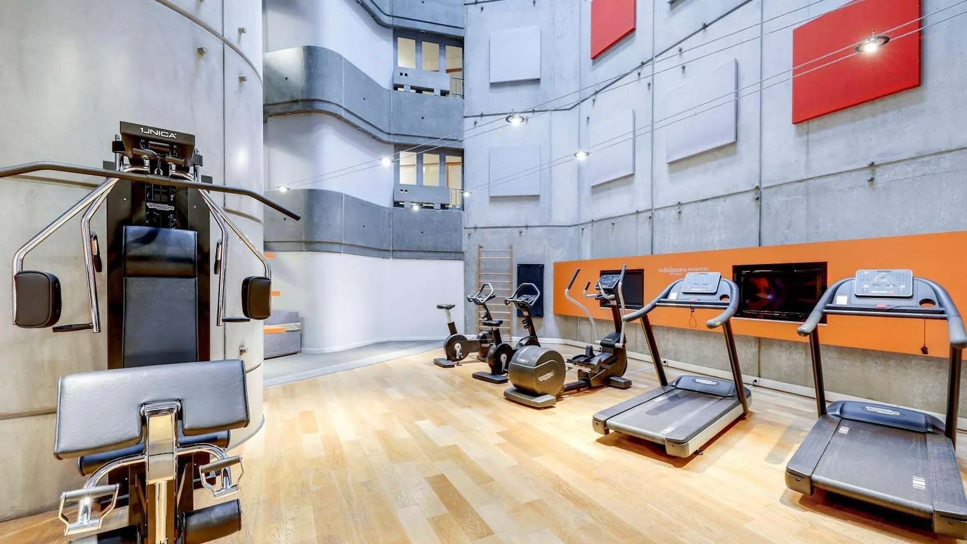 Novotel Gare De Lyon 4*
